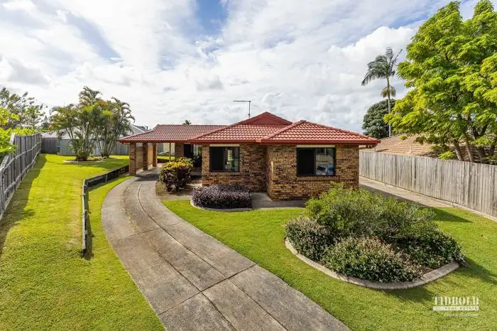 7 Heeler Court, Redland Bay QLD 4165
