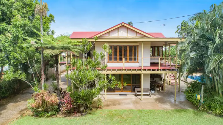 11 Waverley Street, Bucasia QLD 4750