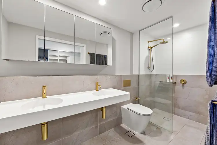 Fifth view of Homely unit listing, ZZZ1310/1 Grant Avenue, Hope Island QLD 4212
