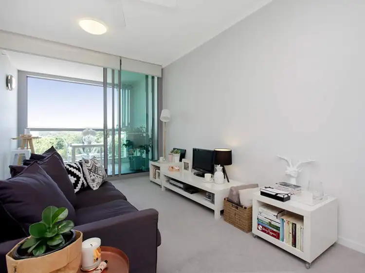 20504/8 Harbour Road, Hamilton QLD 4007