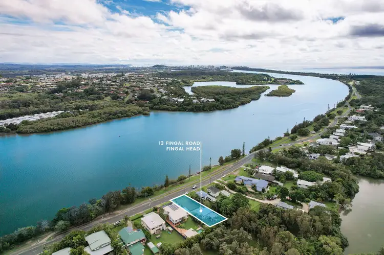 13 Fingal Road, Fingal Head NSW 2487