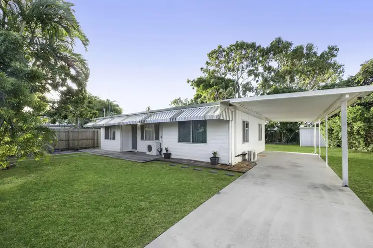 2 Rosella Street, Slade Point QLD 4740