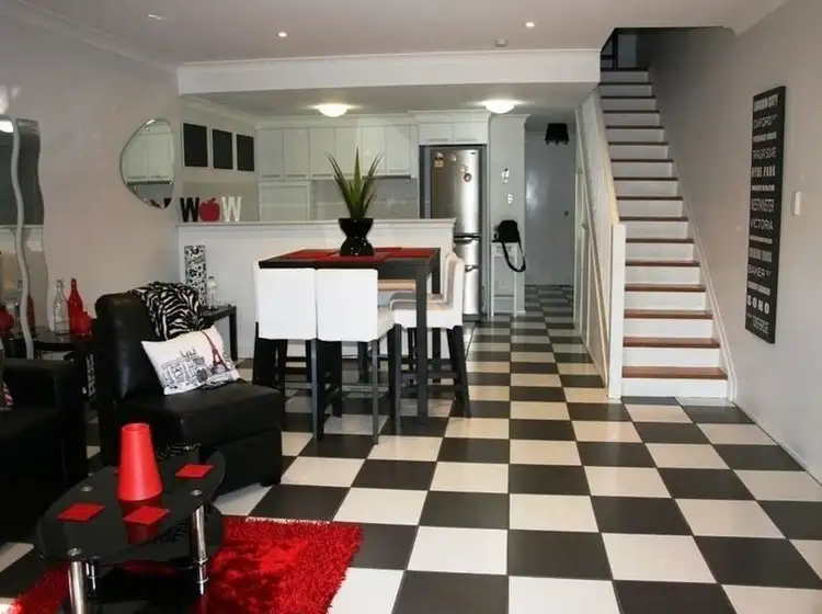 Main view of Homely unit listing, 2/92 West Street, Toowoomba City QLD 4350