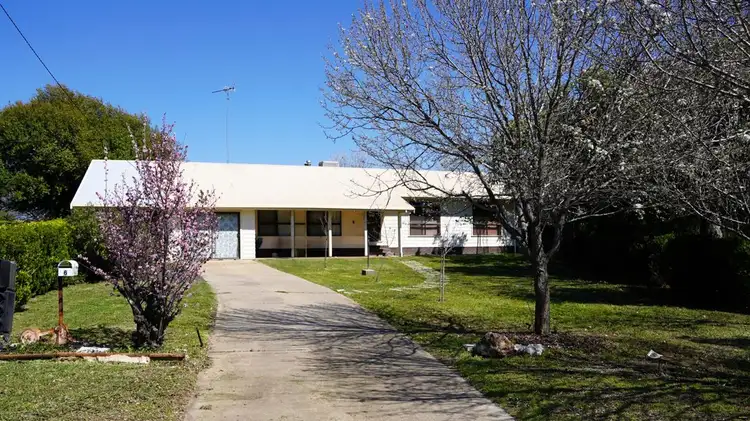6 MYALL PLACE, Moree NSW 2400