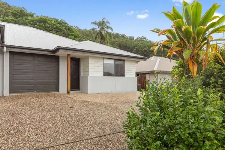 2/6 Betsy Way, Nambour QLD 4560