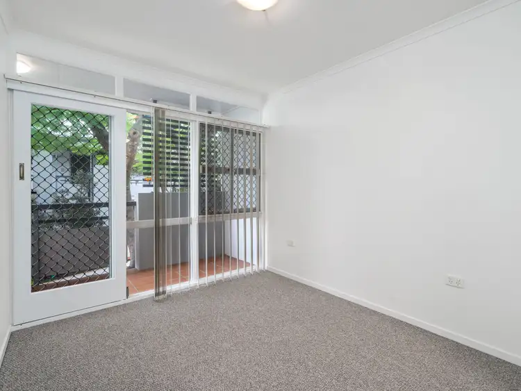 Sixth view of Homely unit listing, 8/30 Cork Street, Yeronga QLD 4104