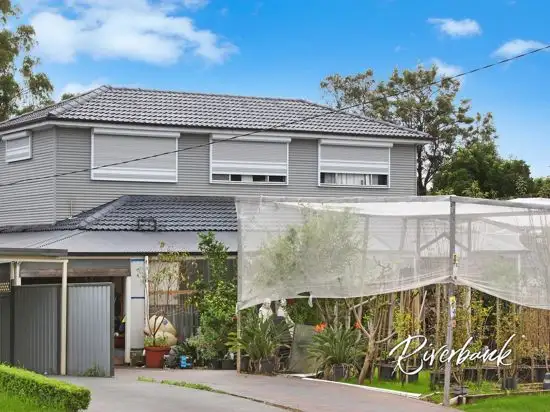 4 Hall Place, Guildford NSW 2161