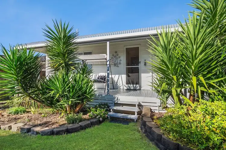24 Leonora Crescent, Kootingal NSW 2352