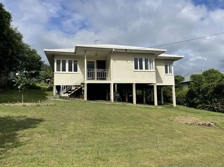33 Fairmeadow Road, Nambour QLD 4560