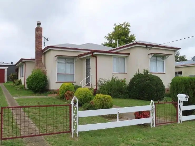 Main view of Homely house listing, 5 Granite Street, Stanthorpe QLD 4380