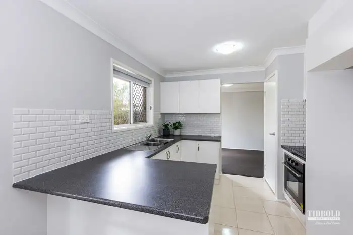 Seventh view of Homely house listing, 8 Blackthorn Cresent, Shailer Park QLD 4128