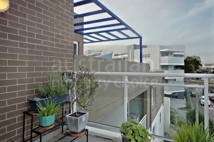 Third view of Homely apartment listing, 27/2-12 Civic Ave, Pendle Hill NSW 2145