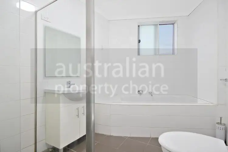 Sixth view of Homely apartment listing, 27/2-12 Civic Ave, Pendle Hill NSW 2145