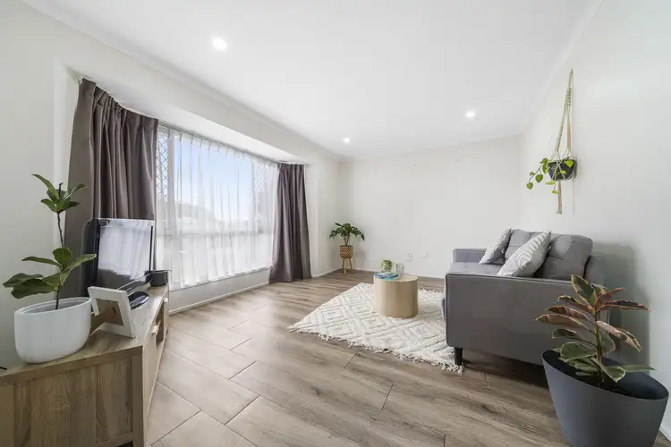 Fifth view of Homely house listing, 10 Poinsettia Court, Middle Ridge QLD 4350