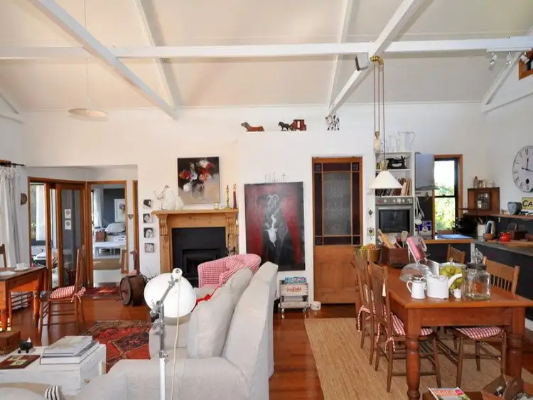 329a North Maleny Rd, Maleny QLD 4552
