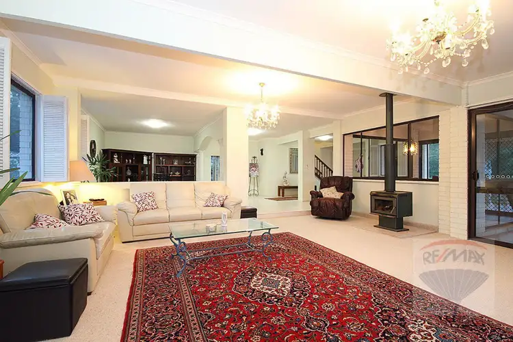 Fifth view of Homely house listing, 4 MacQuarie Court, Mount Ommaney QLD 4074