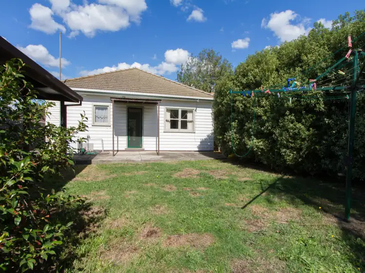 Fifth view of Homely house listing, 2 Wonga Avenue, Pascoe Vale VIC 3044