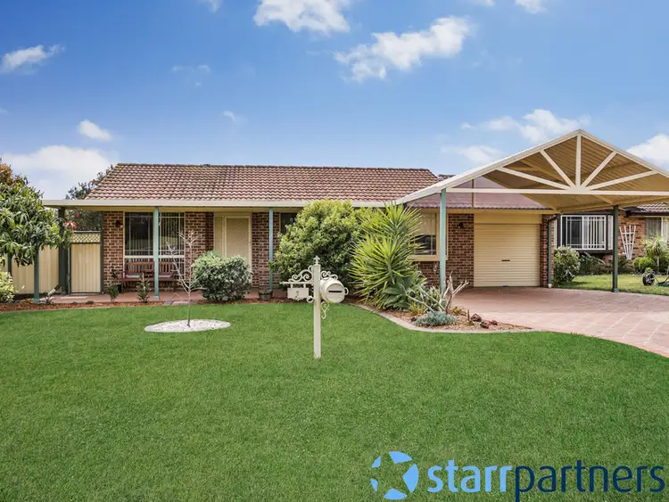 7 Elliot Place, St Helens Park NSW 2560