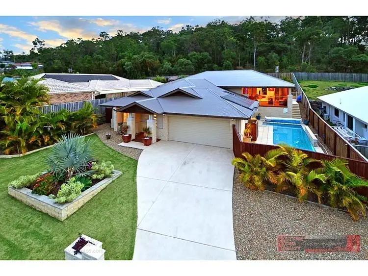 32 Victoria Dr, Pacific Pines QLD 4211