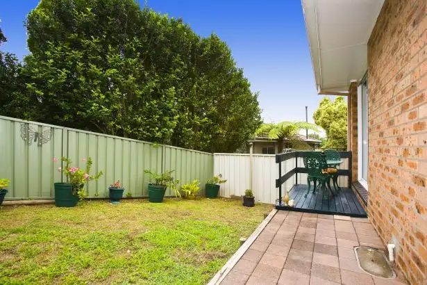 Third view of Homely villa listing, 5/108 Kirkdale Drive, Charlestown NSW 2290