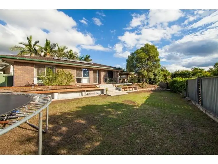 1 Peppertree Street, Sinnamon Park QLD 4073