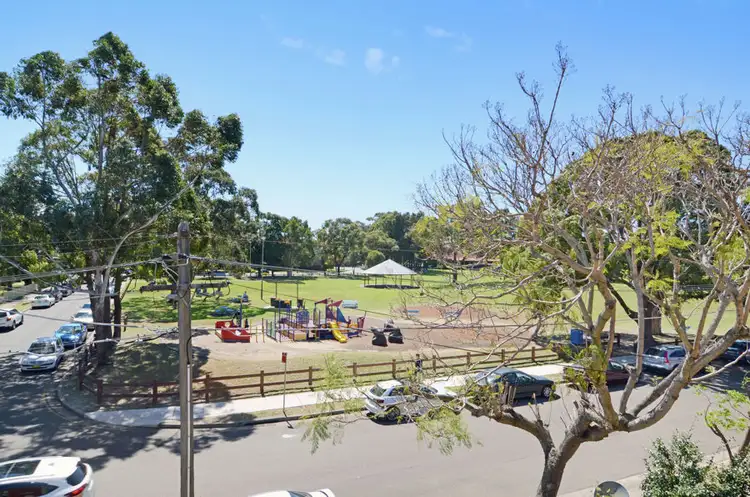 Sixth view of Homely unit listing, 10/12 Barber Ave, Eastlakes NSW 2018
