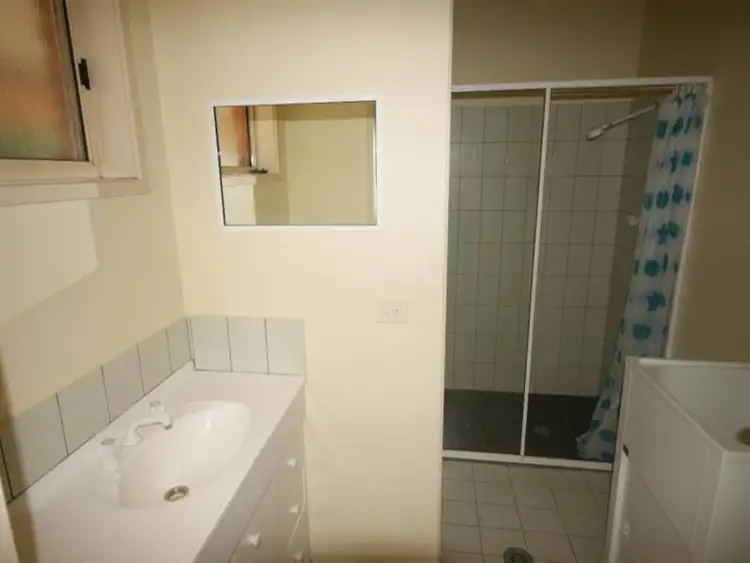Sixth view of Homely block of units listing, 327 Finley Road, Deniliquin NSW 2710