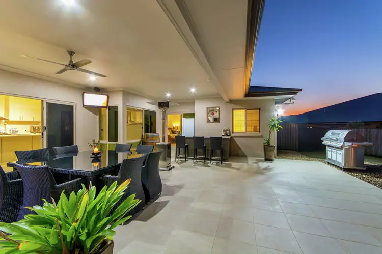 Second view of Homely house listing, 10 Orla Court, Murrumba Downs QLD 4503