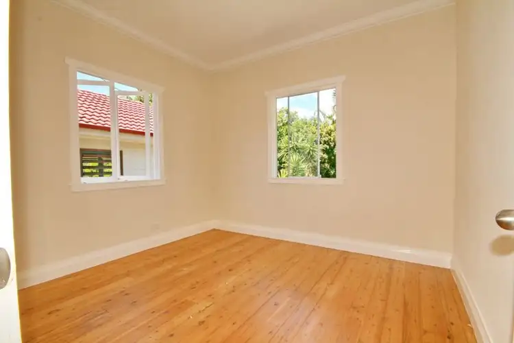 Seventh view of Homely house listing, 100 boxgrove avenue, Wynnum QLD 4178