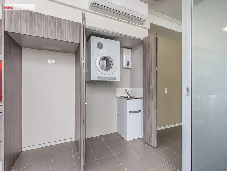 Sixth view of Homely apartment listing, 204/35 Peel Street, South Brisbane QLD 4101