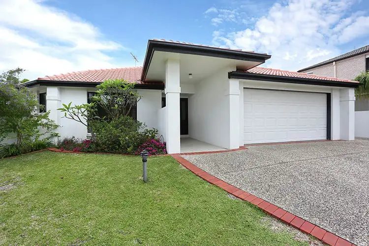 28 Dugong Crescent, Banksia Beach QLD 4507