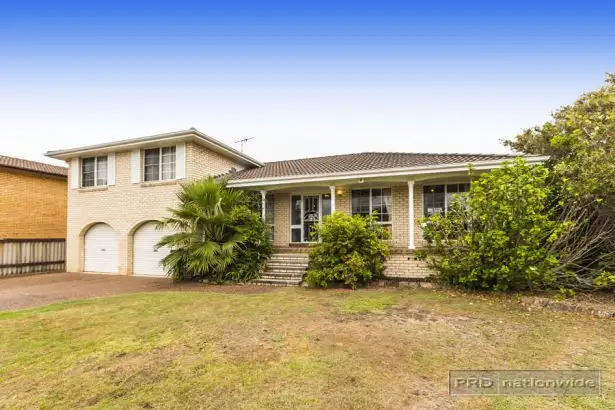 7 Collins Close, Caves Beach NSW 2281