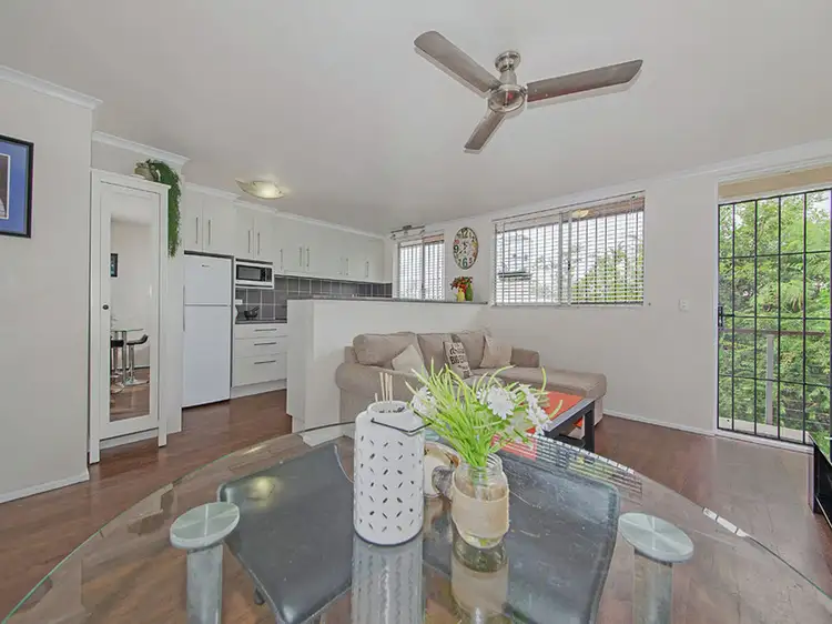 Fourth view of Homely unit listing, 3/143 Melville Terrace, Manly QLD 4179