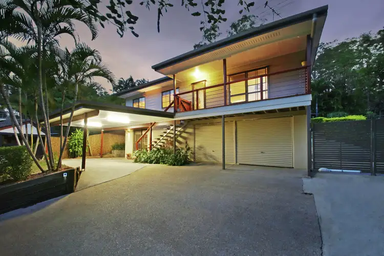 31 Yeerinbool Court, Arana Hills QLD 4054