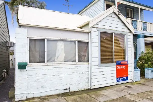 35 Victoria Street, Carrington NSW 2294