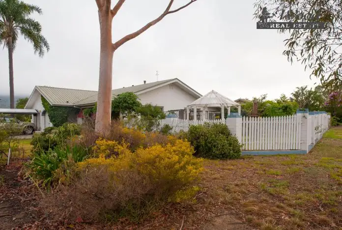 Sixth view of Homely house listing, 11 Ditman Place, Lavington NSW 2641