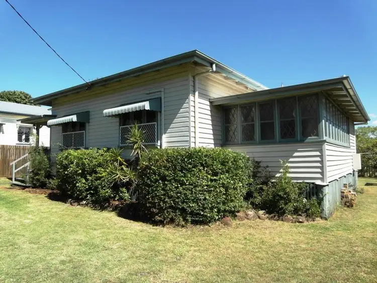 37 Clark Street, South Toowoomba QLD 4350