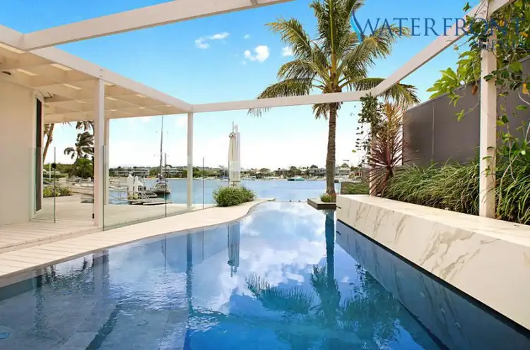 1 Carwoola Crescent, Mooloolaba QLD 4557