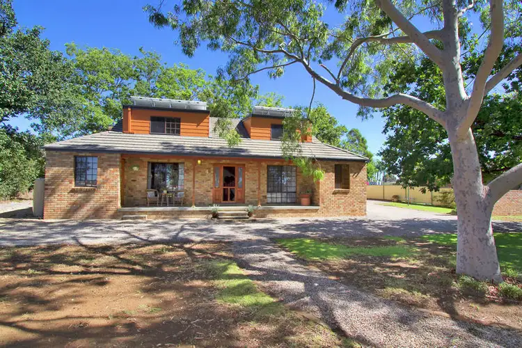 4 Ainslie Place, Tamworth NSW 2340