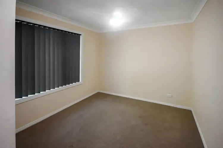 Fifth view of Homely house listing, 2 Heffron Close, Scone NSW 2337