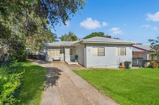 25 Sapphire Crescent, Tamworth NSW 2340