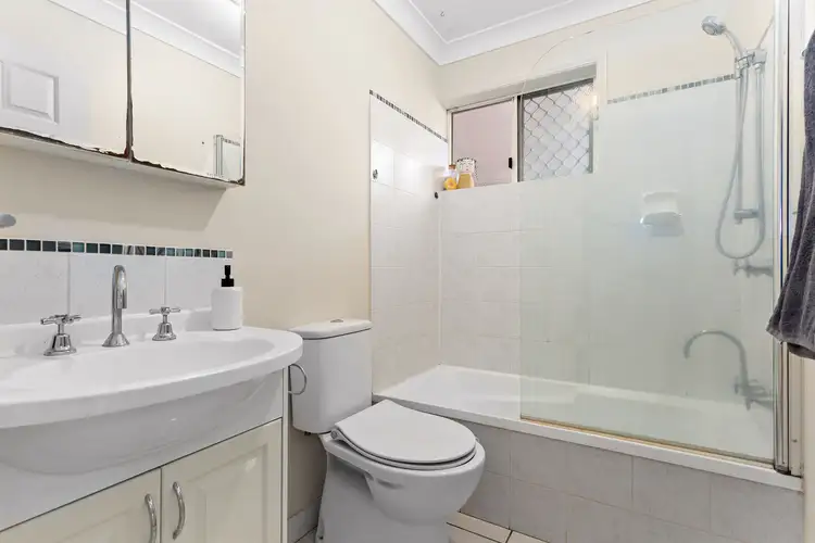 Sixth view of Homely unit listing, 17/5 Wongara Street, Clayfield QLD 4011