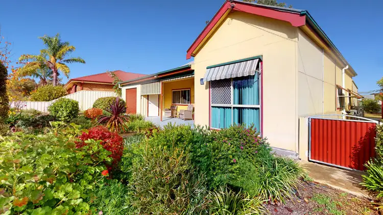 14 Gloucester Street, Junee NSW 2663