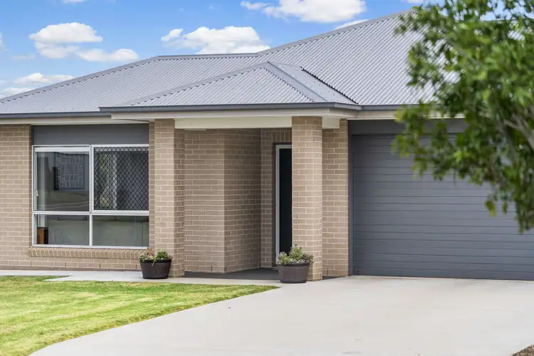 Second view of Homely house listing, 3 Mackay Court, Kingsthorpe QLD 4400