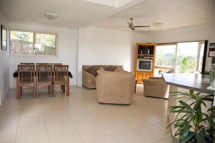 Fourth view of Homely house listing, 18 CARLISLE CRESCENT, Bloomsbury QLD 4799