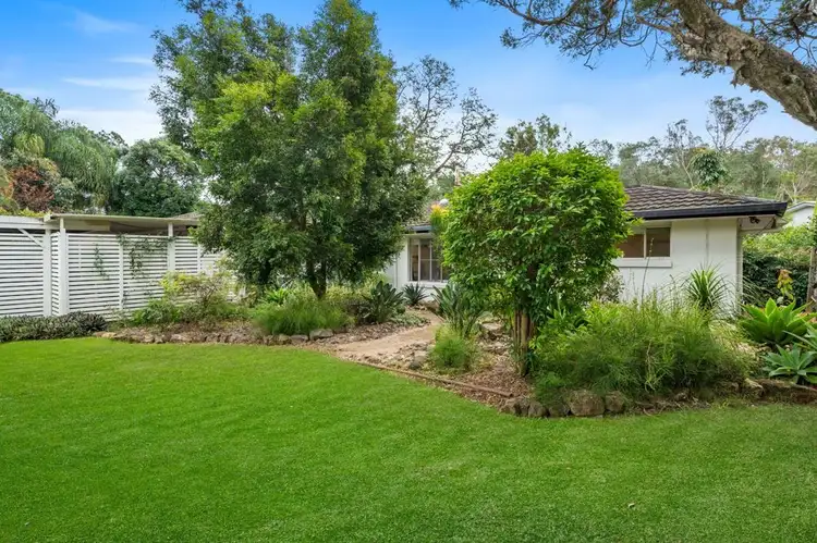 702 Hawkesbury Road, Anstead QLD 4070