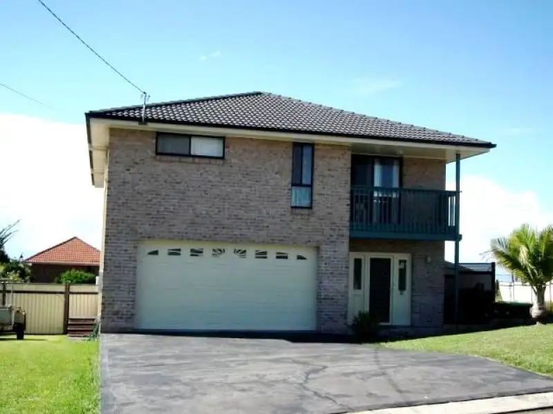 Main view of Homely house listing, 20 Sapphire Pde, Diamond Beach NSW 2430