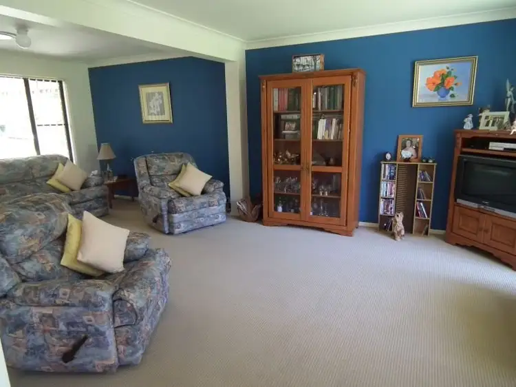 Second view of Homely house listing, 8 Oakview Drive, Hallidays Point NSW 2430
