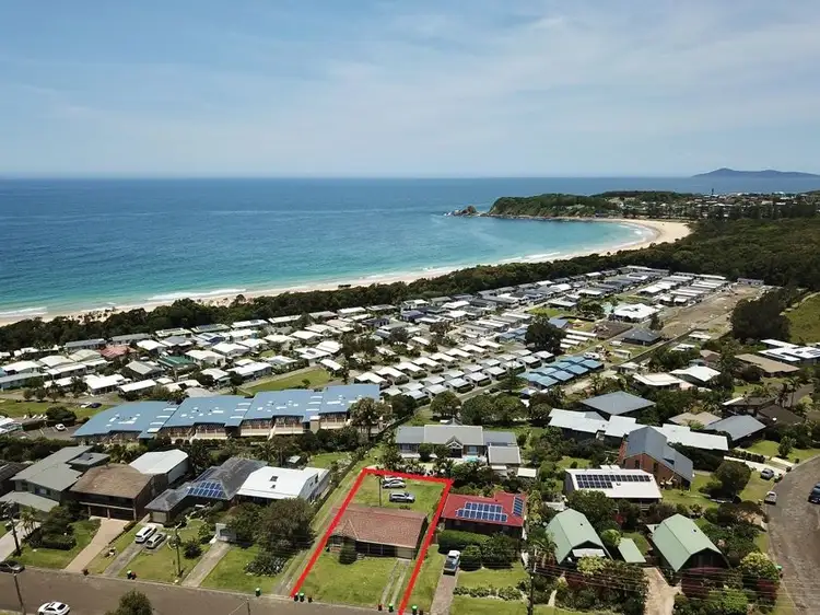 Main view of Homely house listing, 33 Red Head Rd, Red Head NSW 2430