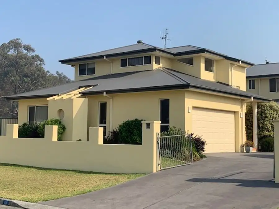 Main view of Homely townhouse listing, 1/11 Meers Drive, Hallidays Point NSW 2430